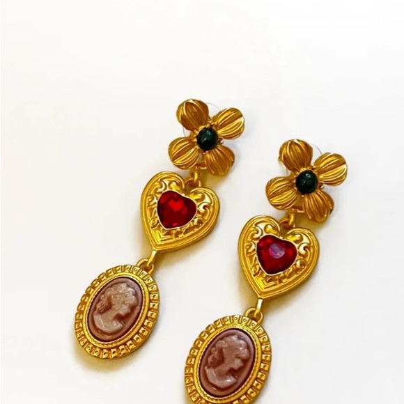 Ego UK Cameo Gold Dangle Earrings - Picture 8 of 10